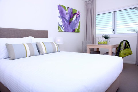 Domain Serviced Apartments - Surfers Gold Coast 3
