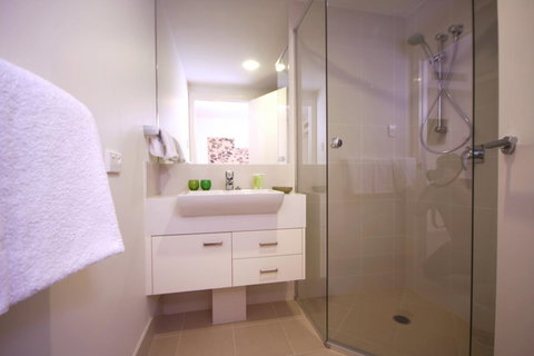 Domain Serviced Apartments - Surfers Gold Coast 6