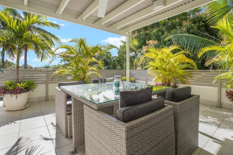 Tropical Reef Apartments - Surfers Gold Coast 3