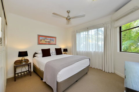 Tropical Reef Apartments - Surfers Gold Coast 12