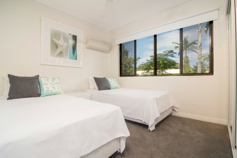 Tropical Reef Apartments - Surfers Gold Coast 8