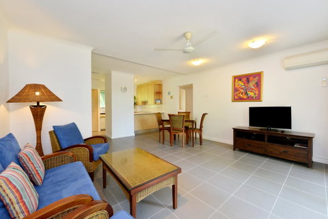 Tropical Reef Apartments - Surfers Gold Coast 29