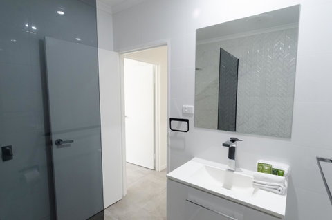 TiTree Resort Apartments - Surfers Gold Coast 1