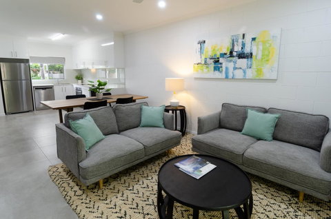 TiTree Resort Apartments - Surfers Gold Coast 8