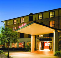 Travelodge Hotel Garden City Brisbane - Surfers Gold Coast