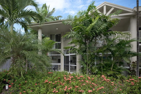Tropical Nites Holiday Townhouses - Surfers Gold Coast 23