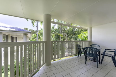 Tropical Nites Holiday Townhouses - Surfers Gold Coast 8
