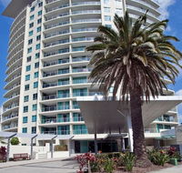 Wings Resort Apartments and 2 Story Penthouses - We Accommodate - Surfers Gold Coast