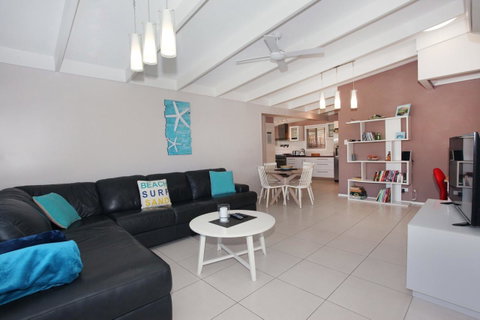 6 Botany Court Marcoola Beach - Pet Friendly 500 Bond - Surfers Gold Coast 6