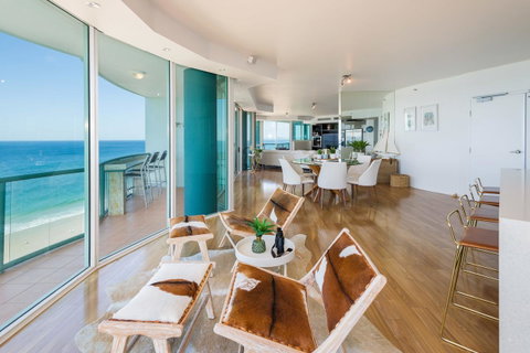 The Waterford On Main Beach - Surfers Gold Coast 6