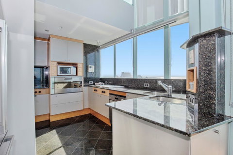 The Waterford On Main Beach - Surfers Gold Coast 43