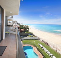Spindrift on the Beach - Surfers Gold Coast