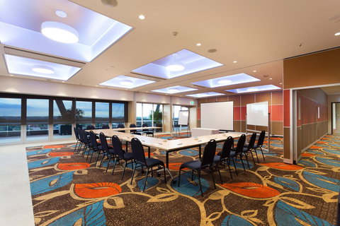 Calamvale Hotel Suites And Conference Centre - Surfers Gold Coast 10
