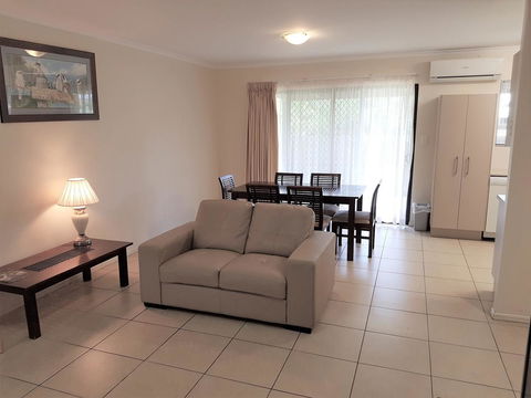 The Palms Motel - Surfers Gold Coast 10