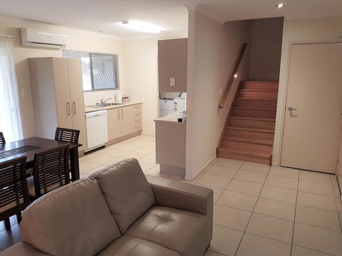 The Palms Motel - Surfers Gold Coast 9