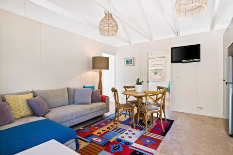 Hollow Tree Farm - Surfers Gold Coast 11