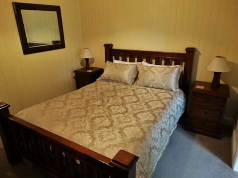 Loughmore House - Surfers Gold Coast 7