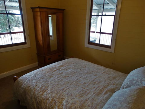Loughmore House - Surfers Gold Coast 10