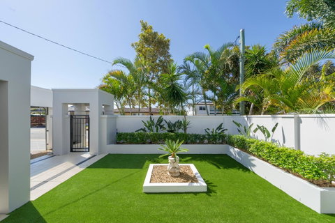 Casa Mexicali - Surfers Gold Coast 6