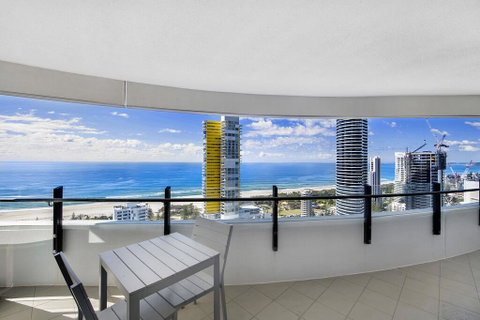 Wave Apartments Broadbeach - Surfers Gold Coast 3