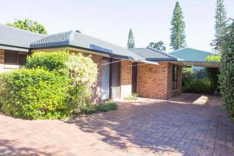 Wellington Parade 1/15a, Shelly Beach, Caloundra - Surfers Gold Coast 1