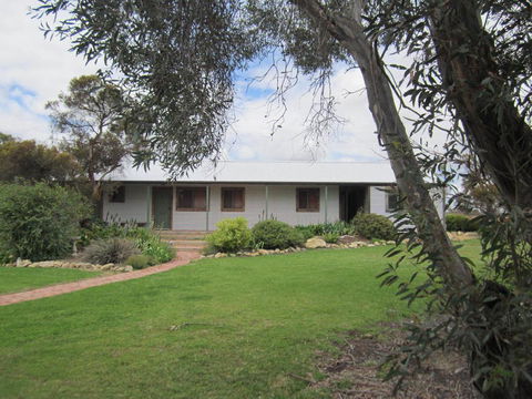 Willalooka Tavern - Surfers Gold Coast 1