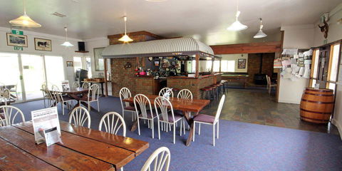 Willalooka Tavern - Surfers Gold Coast 3