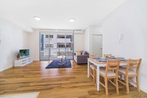 Wolli Creek Airport Serviced 2 Bedroom Apartment - Surfers Gold Coast 2