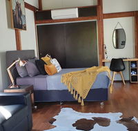 Woodwark Bay Retreat Airlie Beach - Surfers Gold Coast