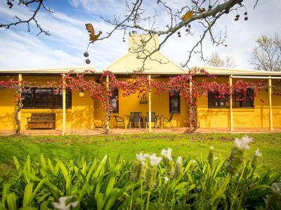 Woolshed Hill Estate - Surfers Gold Coast 0