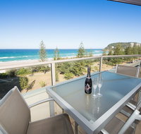 Wyuna Beachfront Holiday Apartments - Surfers Gold Coast