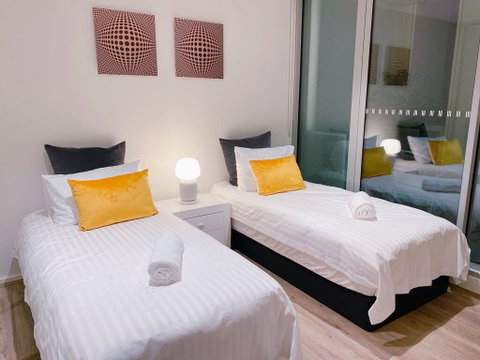 Xu's Residence@888 Collins St - Surfers Gold Coast 3
