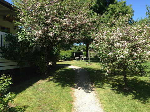 Yarra Glen Bed & Breakfast - Surfers Gold Coast 1