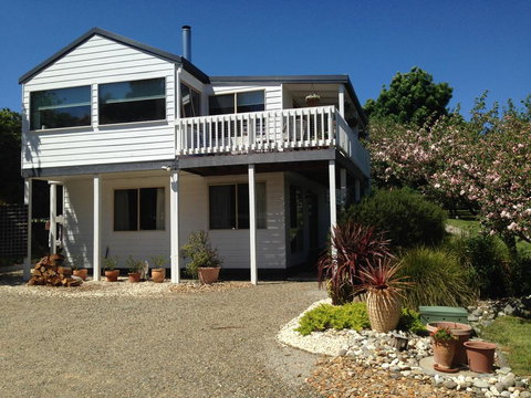 Yarra Glen Bed & Breakfast - Surfers Gold Coast 0