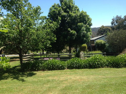Yarra Glen Bed & Breakfast - Surfers Gold Coast 3