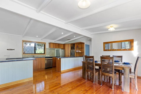 YARRABEE - The Perfect Getaway! - Surfers Gold Coast 1