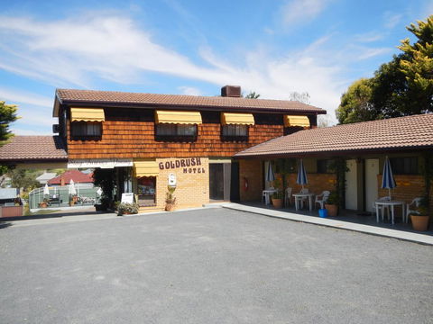 Young Goldrush Motel - Surfers Gold Coast 0