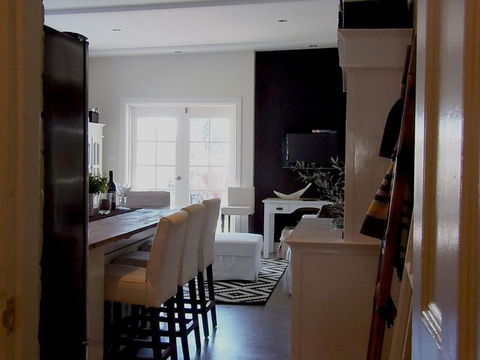 YSG The Edward Townhouse 155 - Steps To Town - Surfers Gold Coast 2