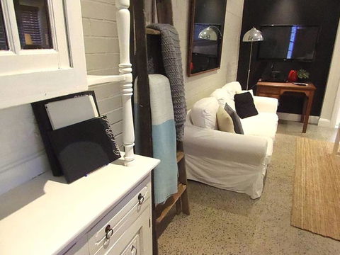 YSG The Edward Townhouse 157 - Steps To Town - Surfers Gold Coast 2