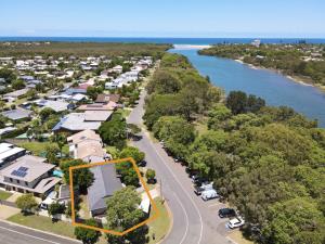 Coongarra Esplanade 41 Lakeshores - Surfers Gold Coast 3