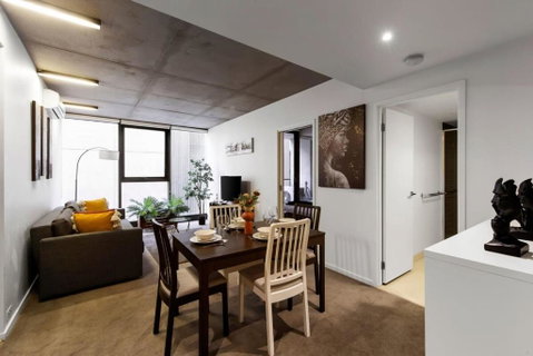 A Cozy Apt Near Grand Prix Circuit FREE Parking - Surfers Gold Coast 0