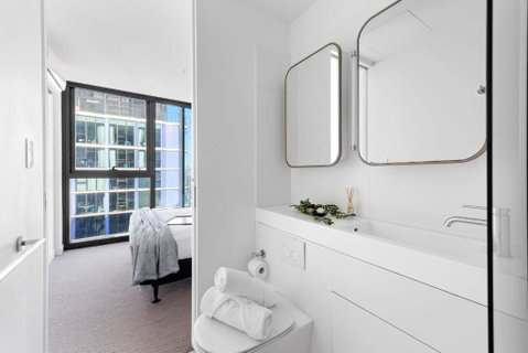 A Cozy & Comfy 2BR Apt Up In The Clouds Near CBD - Surfers Gold Coast 2