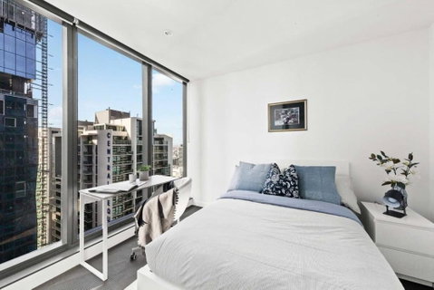 A Stylish 2BR Apt Next To Southern Cross With City Views - Surfers Gold Coast 0