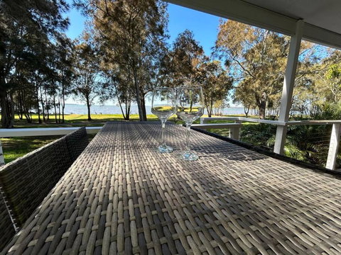 Absolutely Lakeside House, Quiet And Peace - Surfers Gold Coast 0