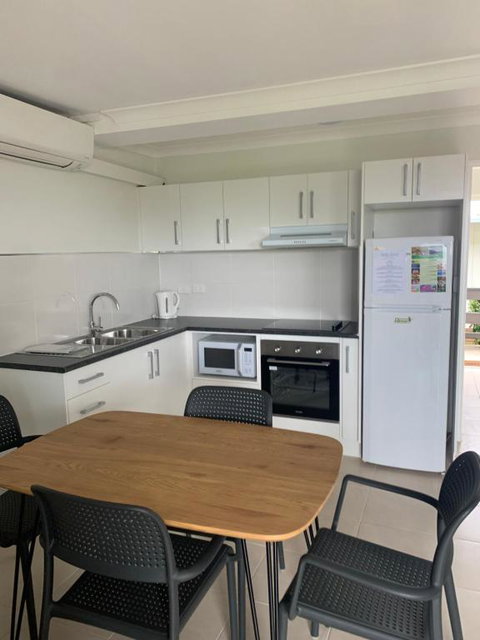 Airlie Beach Apartments - Surfers Gold Coast 2