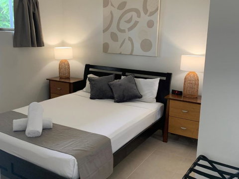 Airlie Beach Apartments - Surfers Gold Coast 1