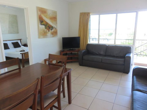 Airlie Beach Apartments - Surfers Gold Coast 3