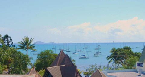 Airlie Beach Apartments - Surfers Gold Coast 0