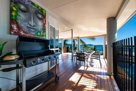 Airlie Sea-Clusion - Surfers Gold Coast 4