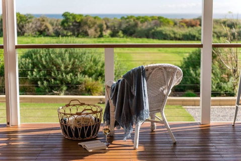 Aldinga Bay Bungalow Ocean View Retreat - Surfers Gold Coast 0